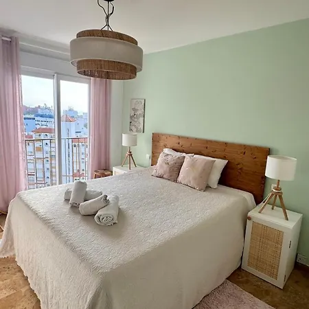Vue Pres Du Port Apartment Estepona