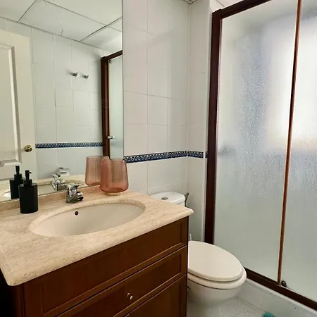 Vue Pres Du Port Apartment Estepona